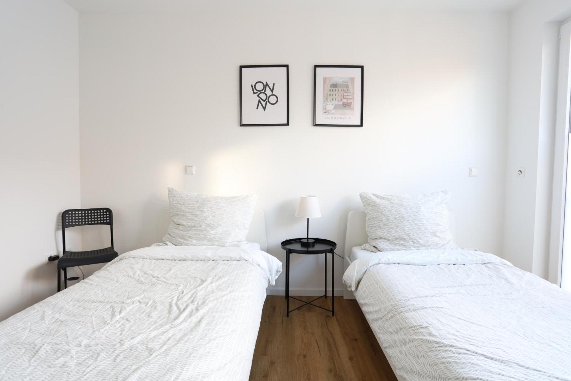 Apartment "London" In Erftstadt - 3 Zimmer & 63Qm - Nahe Koeln, Messe, Phantasialand & Bonn - Familienurlaub Oder Business Trip מראה חיצוני תמונה